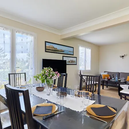 Bellevue By Interhome Prázdninový dům